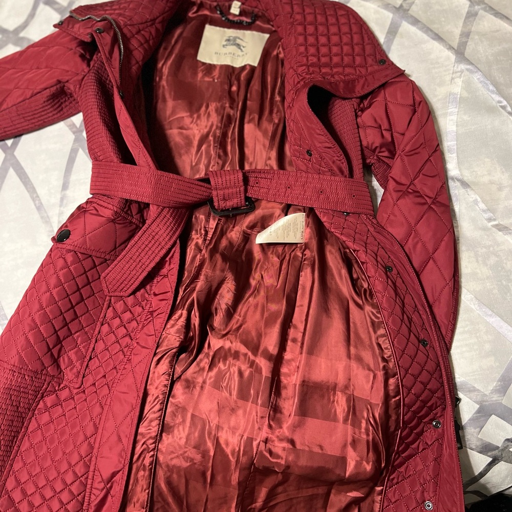 BURBERRY WOMENS BURGUNDY QUILTED TRENCH SIZE 6